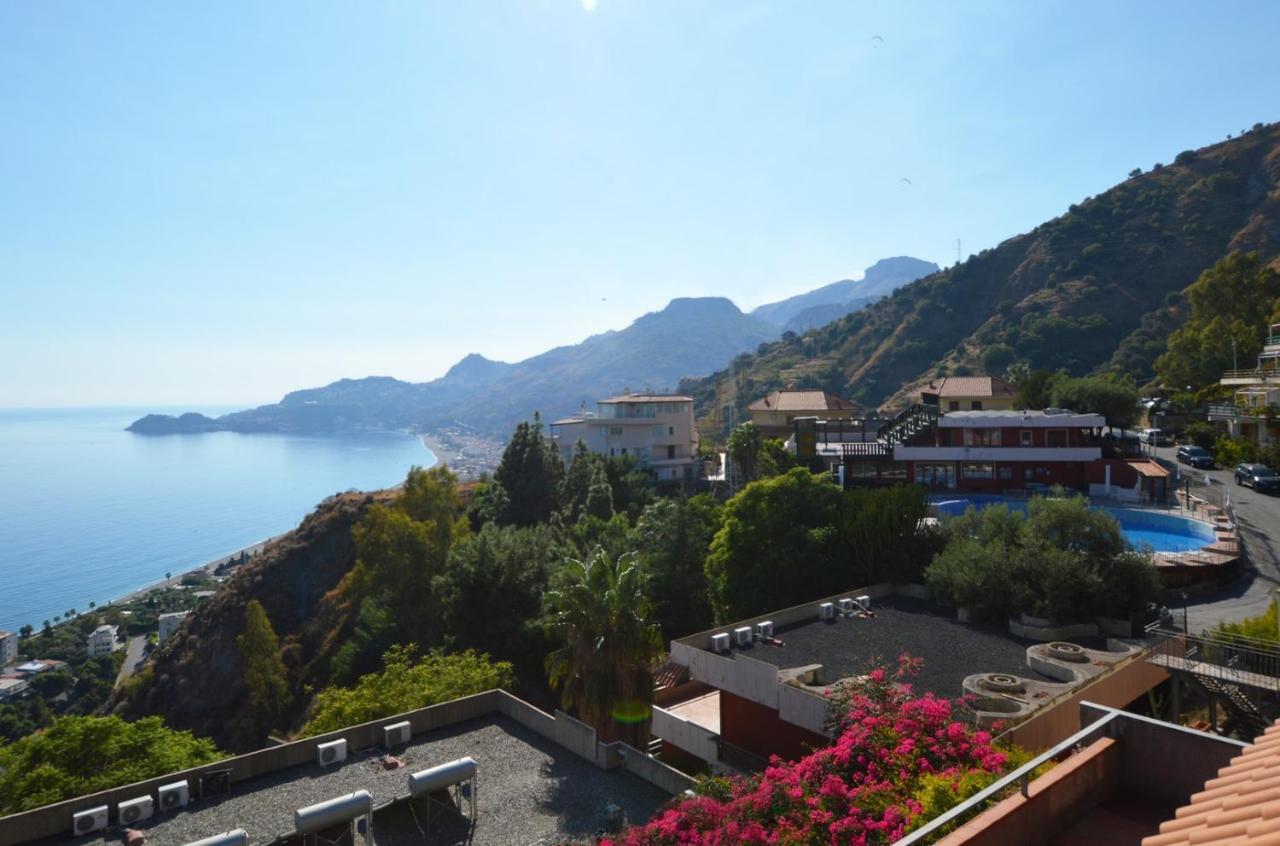Hotiday Village Letojanni Taormina 외부 사진